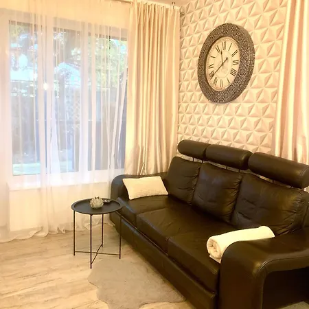 Lovely With Patio Estetino