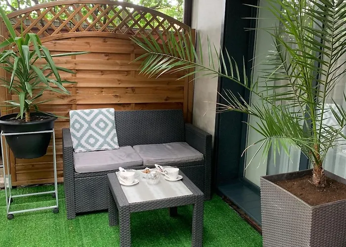 Lovely With Patio * Estetino